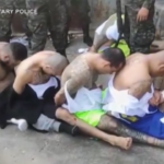 Honduras, pugno duro contro le gang in carcere: detenuti seminudi e teste abbassate