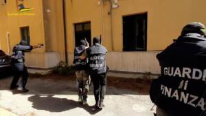 Mafia, 26 arresti a Palermo: smantellata famiglia Villaggio Santa Rosalia