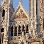 Terremoto Siena, calcinacci in Duomo: evacuato