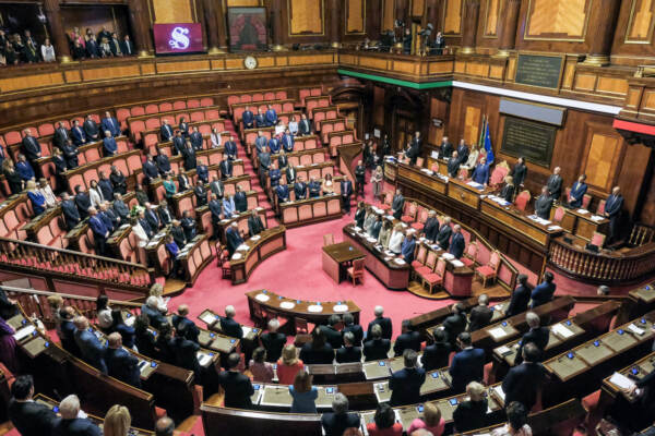 L’Aula del Senato commemora il leader di Forza Italia Sen. Silvio Berlusconi