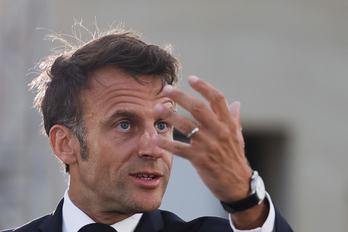 17enne ucciso a Nanterre, Macron: “Morte imperdonabile”