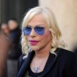 Roma, Ilona Staller fa arrestare figlio: minacciata col taser