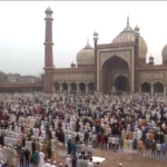 Eid al-Adha, musulmani in preghiera in India per la Festa del sacrificio