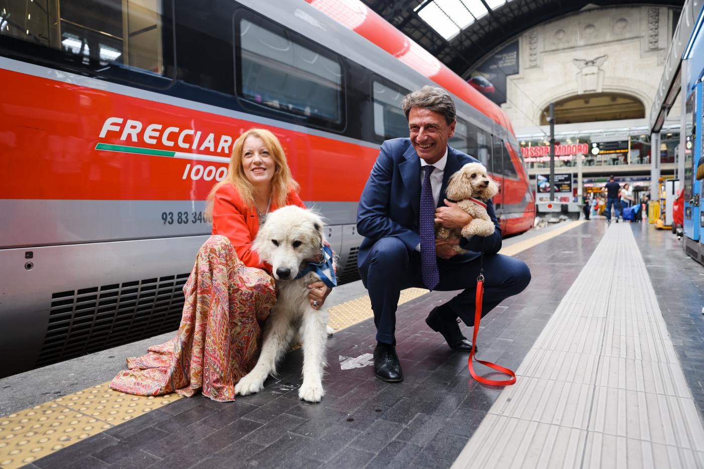 Trenitalia insieme a Leidaa contro l’abbandono degli animali