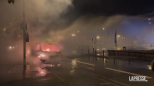Francia, quarta notte di proteste a Parigi e Nanterre