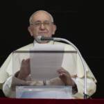 Papa: “Conflitti si potrebbero evitare ascoltando il prossimo”