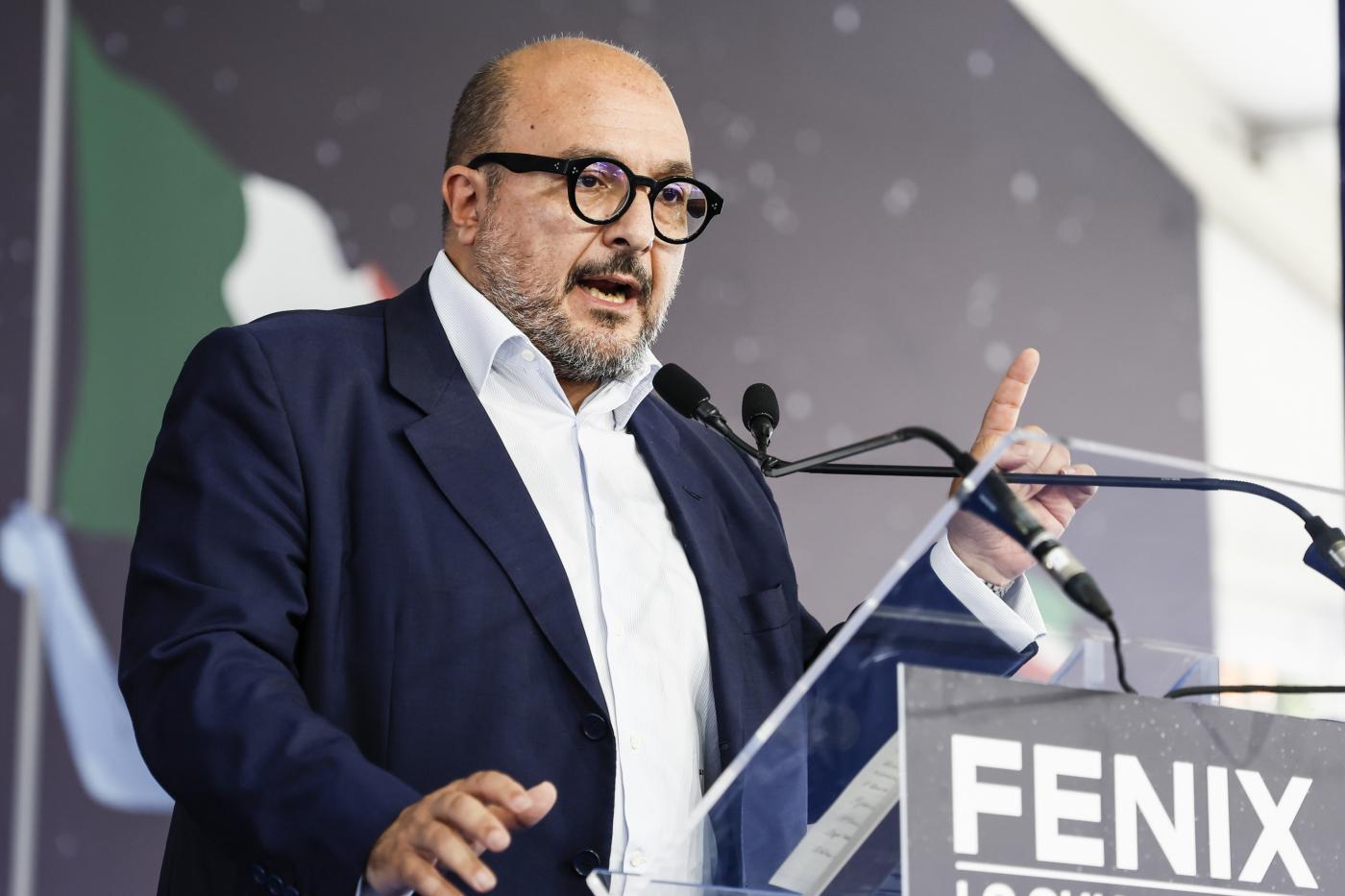 Sgarbi, la critica di Sangiuliano: “Sessismo e turpiloquio inammissibili”