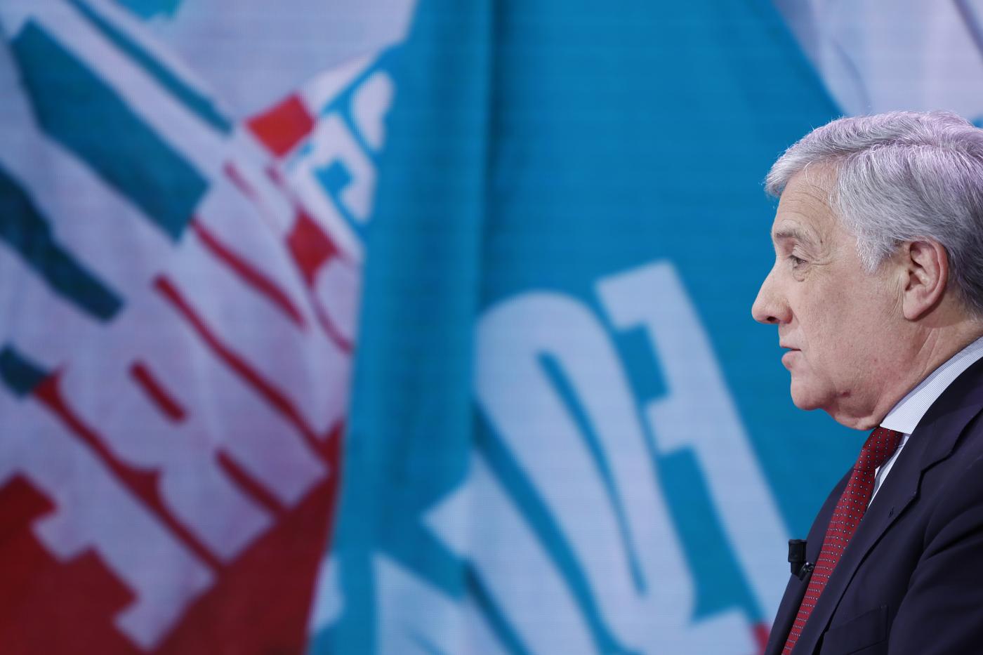 Europee, Tajani: “Impossibili accordi con Afd e Le Pen”
