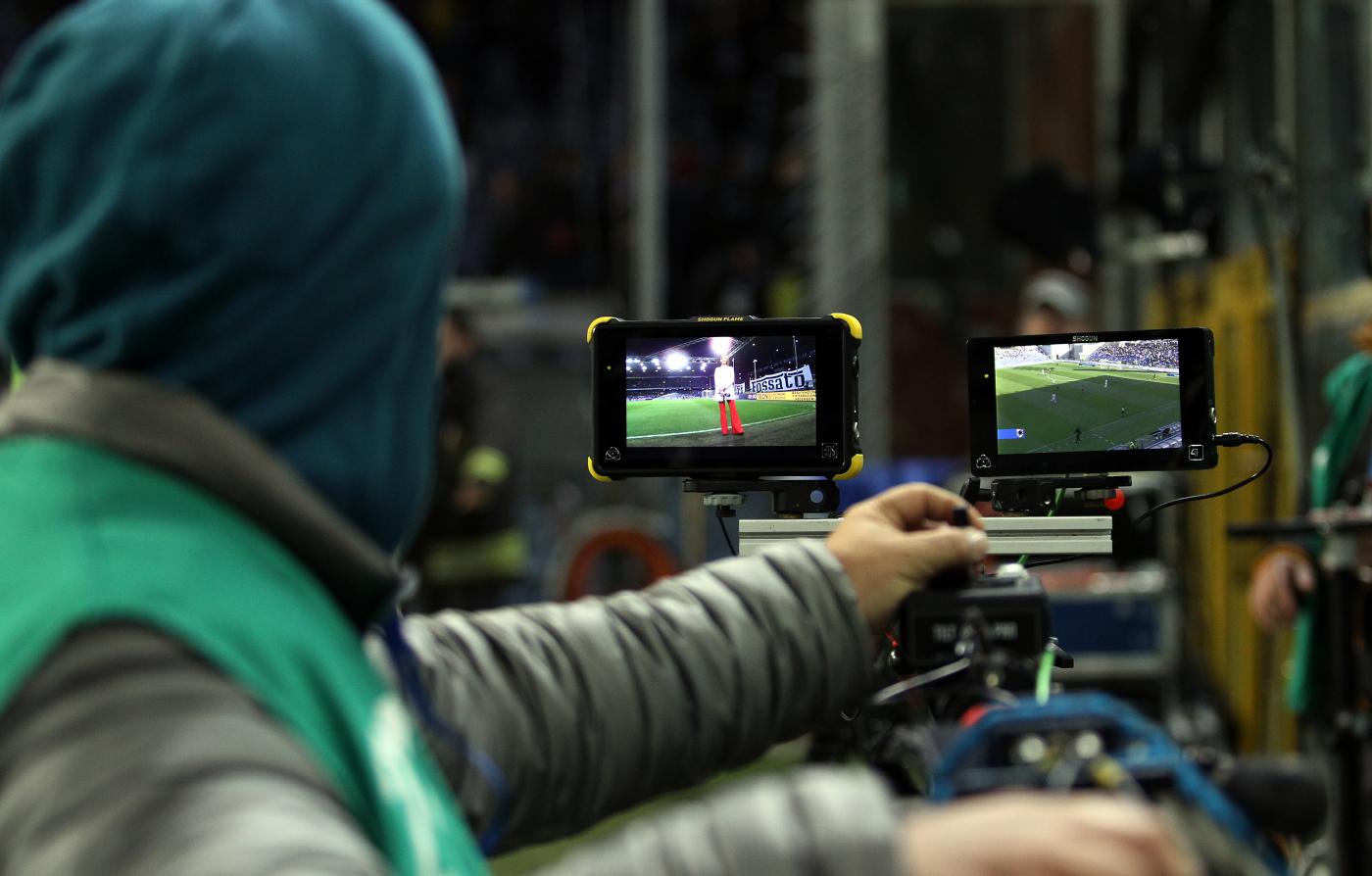 Calcio, diritti tv: niente accordo: proroga per trattative private