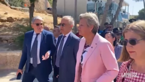 Migranti, Piantedosi e Johansson in visita a Lampedusa