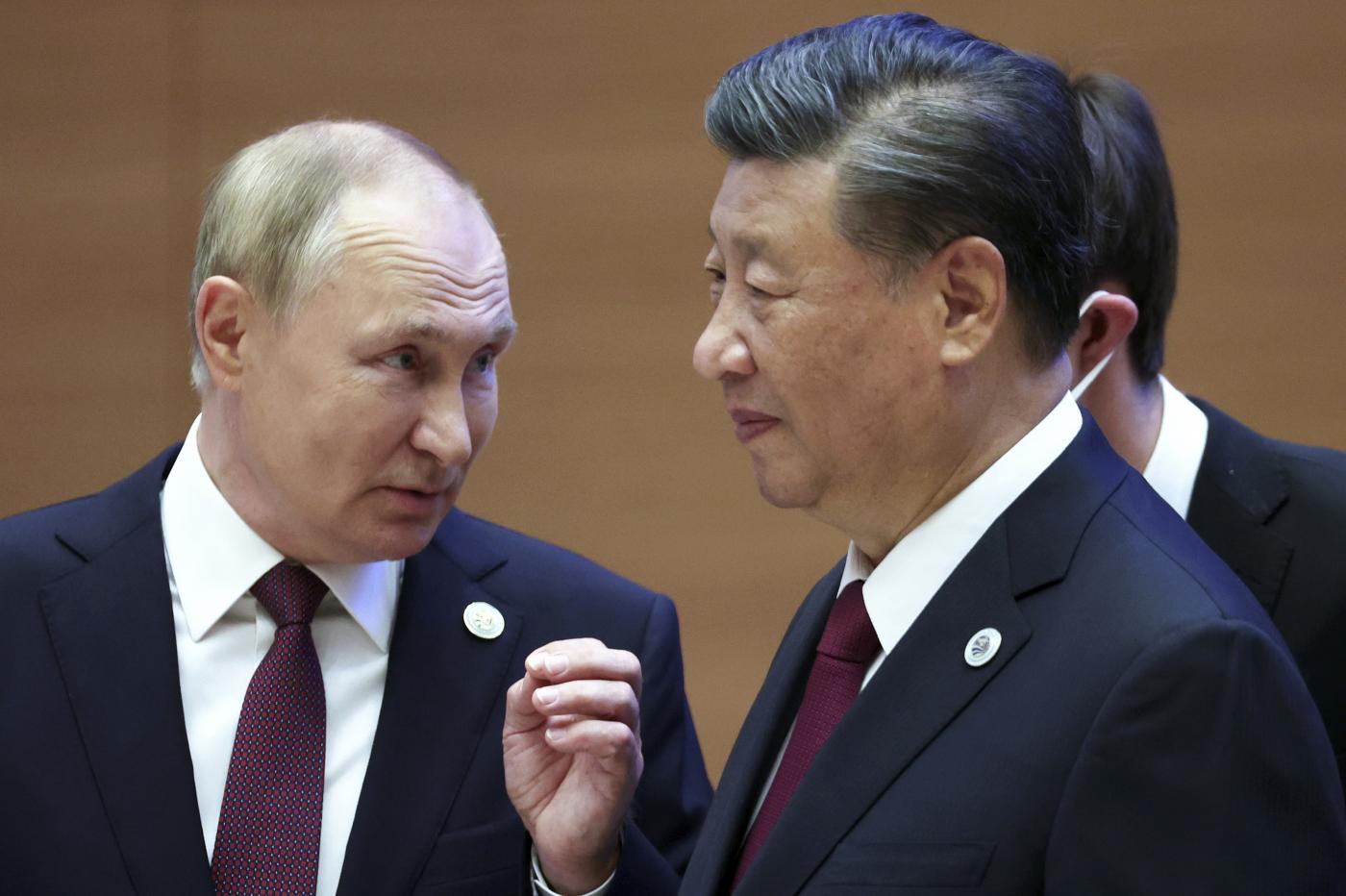 Ucraina, Financial Times: Xi ha messo in guardia Putin su attacco nucleare