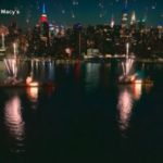 4 luglio, lo spettacolo dei fuochi d’artificio a New York