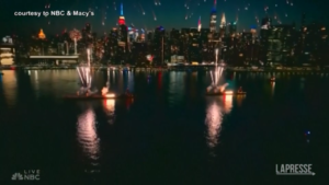4 luglio, lo spettacolo dei fuochi d’artificio a New York