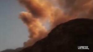 Perù, torna attivo il vulcano Andrean