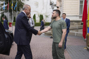 Ucraina, Guterres a Leopoli per incontrare Zelensky ed Erdogan