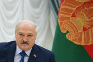 Russia, Lukashenko: “Prigozhin è a San Pietroburgo”