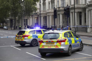 Uk, auto contro scuola a Wimbledon: morta una bambina