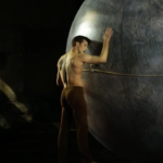 Roberto Bolle, le immagini della sua nuova commovente esibizione ‘Sphere’