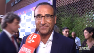 A Napoli presentati i palinsesti Rai, confermati i big dell’intrattenimento