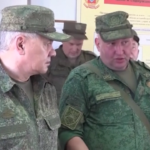 Russia, il ministro Shoigu visita le truppe in addestramento