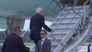Usa, Biden parte per Londra sull’Air Force One