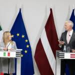 Meloni a Riga: “Su migranti noi e Lettonia concordi”