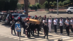 Roma, il feretro di Forlani arriva alla Basilica dei Santi Pietro e Paolo