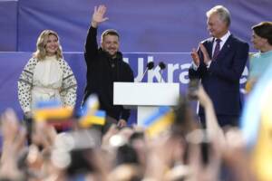 Zelensky e la moglie al Summit NATO in Lituania