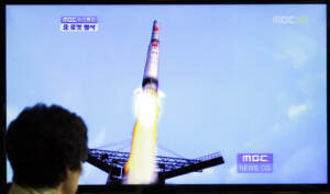 Nord Corea, lanciato in mare nuovo missile balistico
