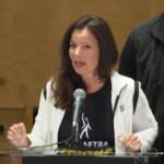 Usa, sciopero attori a Hollywood: il discorso infuocato della ‘Tata’ Fran Drescher