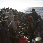 Migranti, Frontex: arrivi da Mediterraneo +140% in un anno