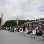 Francia, applausi e fischi per Macron alla parata del 14 luglio