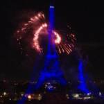 Francia, la festa nazionale: fuochi d’artificio a Parigi