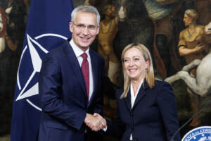 Giorgia Meloni incontra il Segretario Generale della NATO Jens Stoltenberg