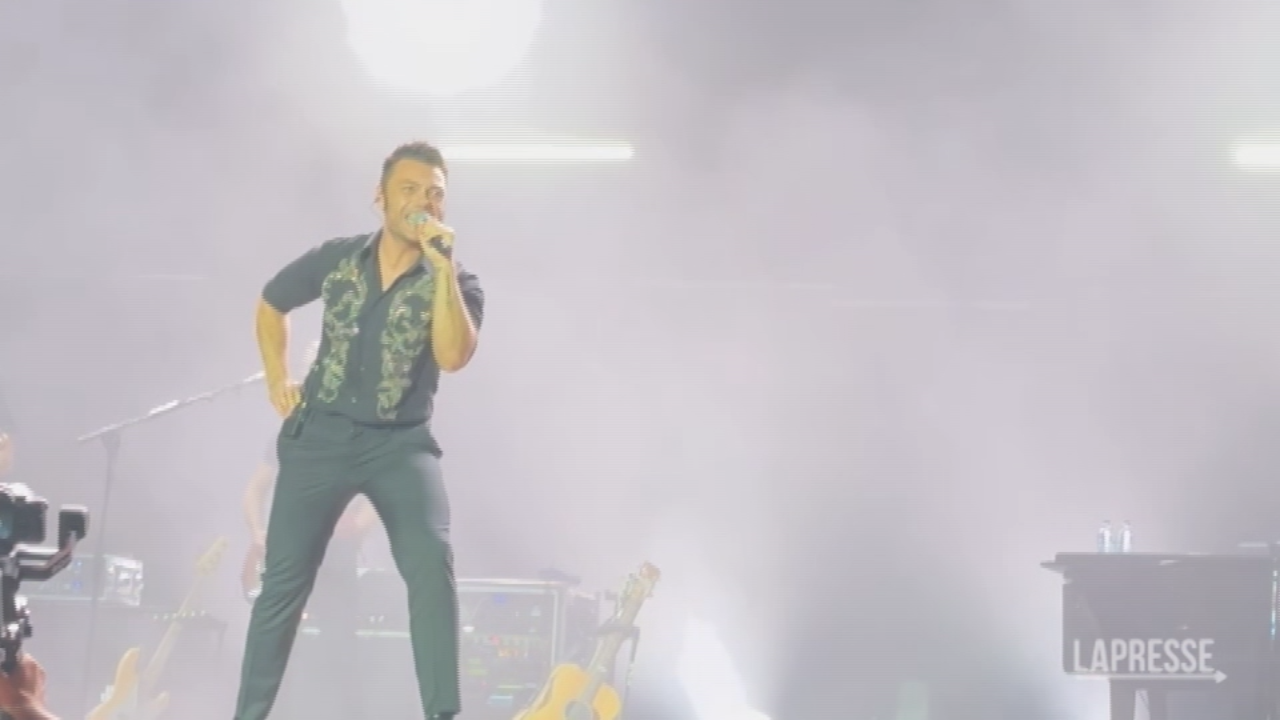 Santa Margherita di Pula, il concerto di Tiziano Ferro alla Forte Arena -  LaPresse