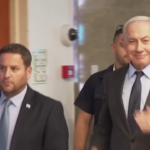 Israele, prima apparizione di Netanyahu dopo le dimissioni dall’ospedale