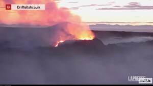 Islanda, prosegue la spettacolare eruzione del vulcano Fagradalsfjall