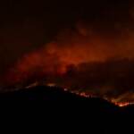 Grecia, due grandi incendi vicino ad Atene: migliaia gli evacuati
