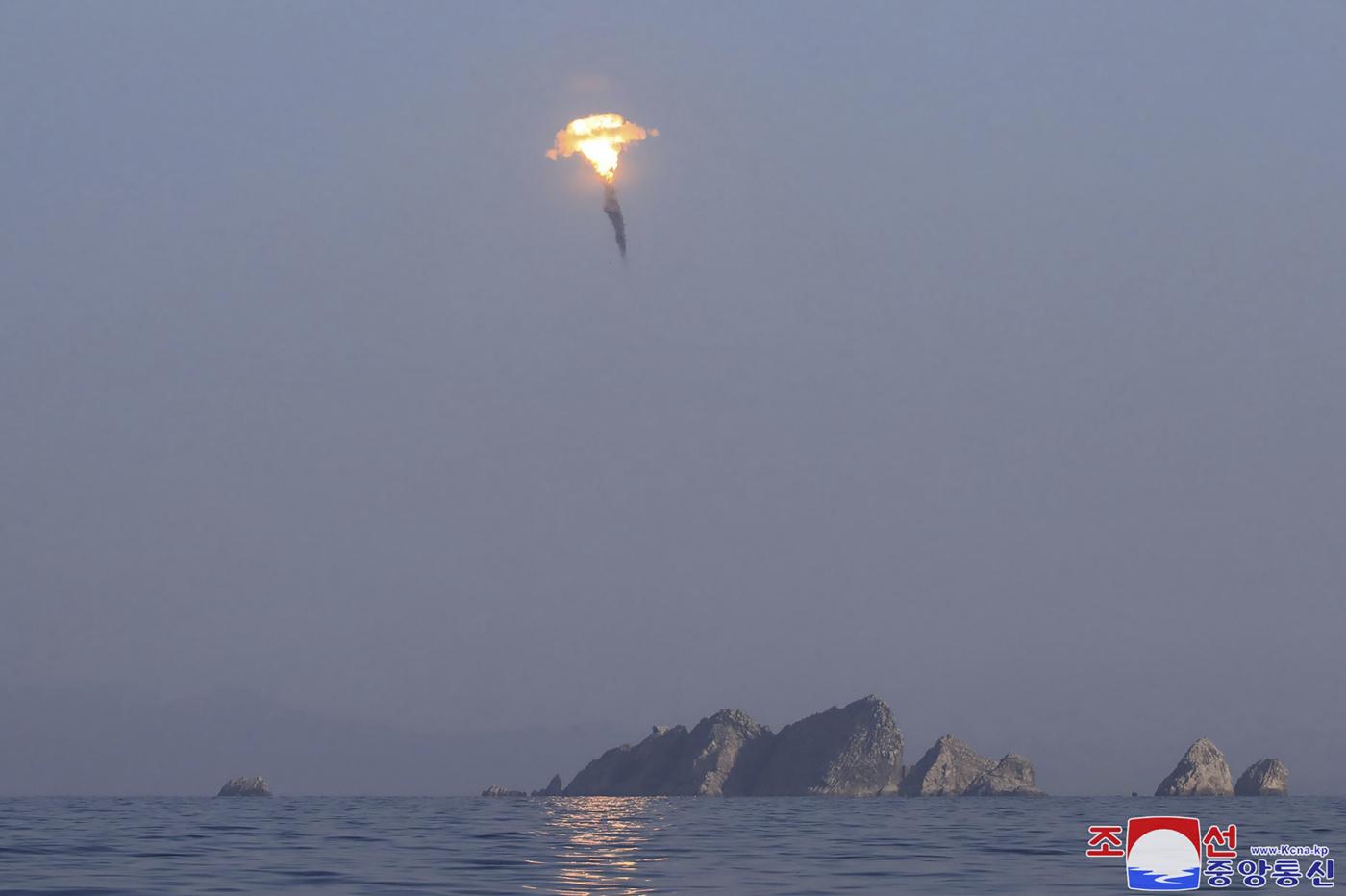 Corea del Nord lancia missile balistico nel Mar del Giappone