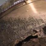 Australia, misterioso oggetto in spiaggia: forse spazzatura spaziale