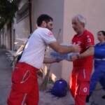 Caldo, a Roma i volontari aiutano i senzatetto