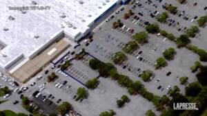Florida, sparatoria in un centro commerciale: un morto