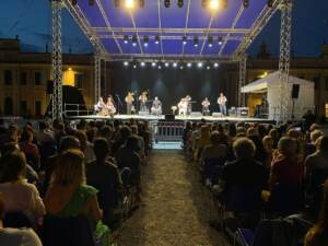 Goran Bregovic sold out a Varese, musica balcanica accende i Giardini Estensi