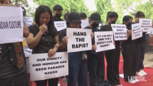 India, in centinaia alla manifestazione a Nuova Delhi