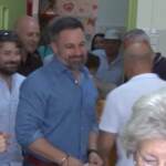 Elezioni Spagna, il leader di Vox Abascal al seggio