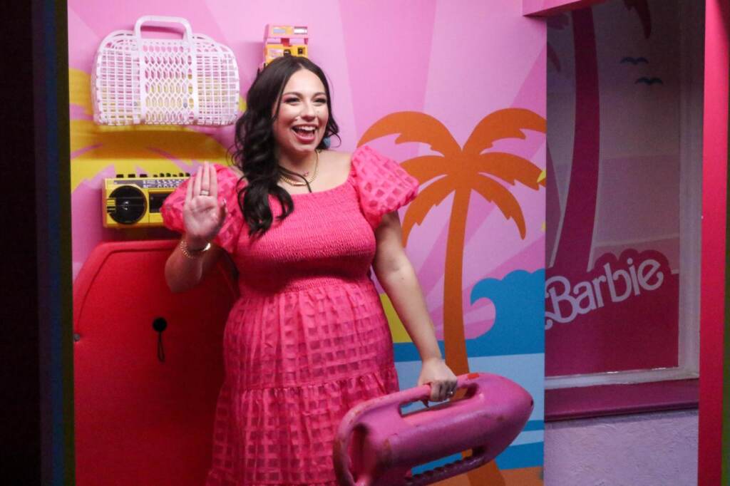 Galleria foto 'Barbie mania, il Malibu Cafè a Chicago fa impazzire i fan' - foto 4