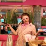 Barbie mania, Malibu Barbie Café a Chicago