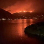Grecia, incendi a Corfù: 17 villaggi evacuati