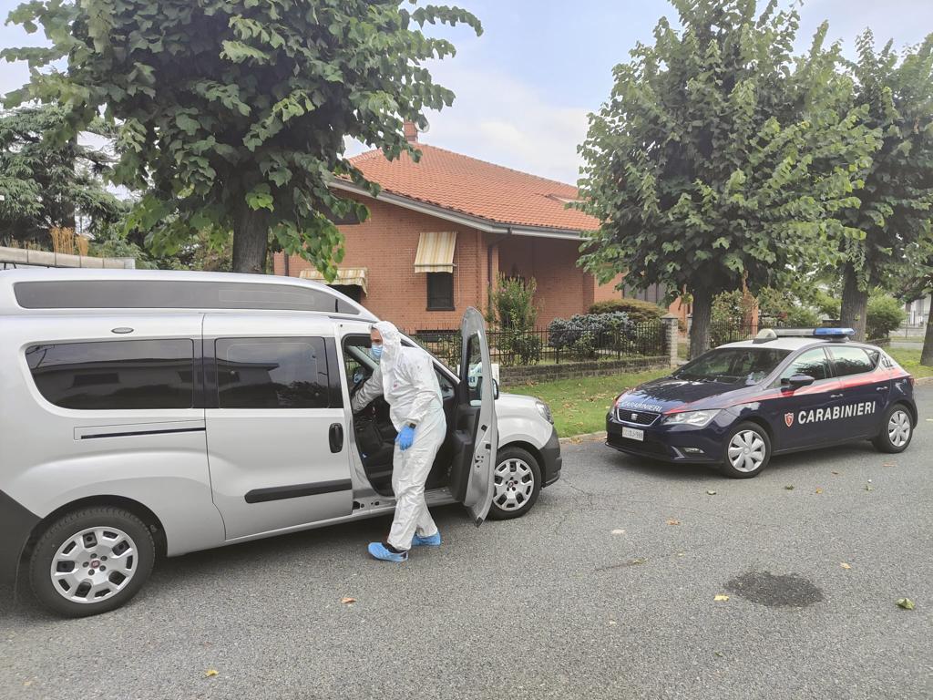 Vinovo, omicidio-suicidio: 84enni trovati morti in casa