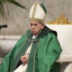 Vaticano, Papa a un transessuale: “Dio ci ama per come siamo”